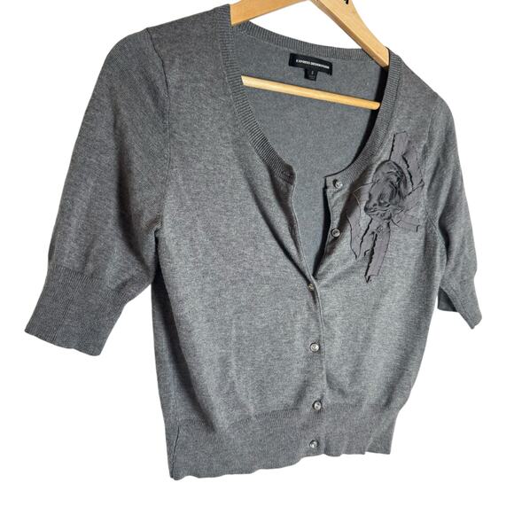 Women's Express Vintage Boho Gray Cropped embellished Flower Cardigan Small - Picture 1 of 8